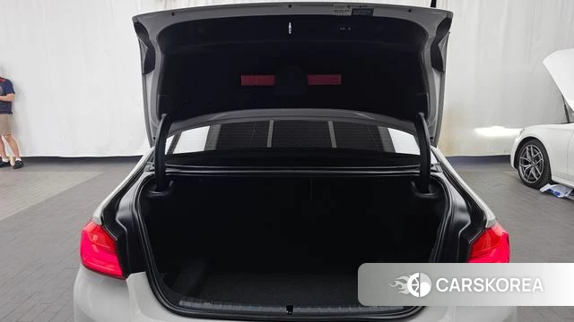 BMW 5 Series (G30) id 4417457 из Кореи 11