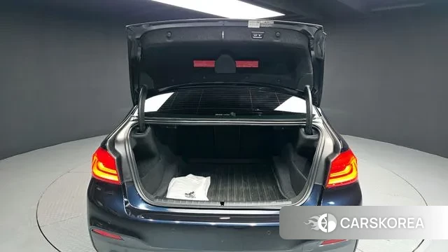 BMW 5 Series (G30) id 3616695 из Кореи 11