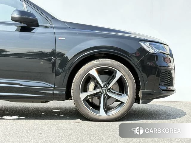 Audi Q7 id 4261610 из Китая 11