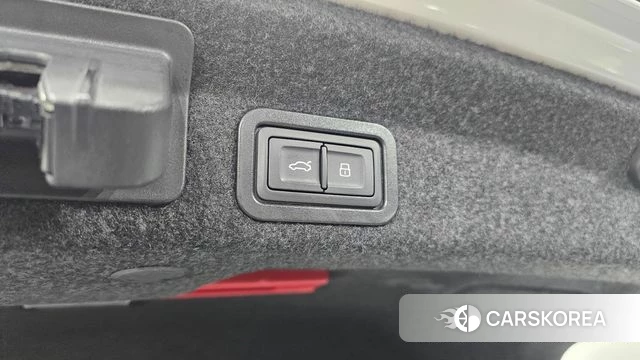 Audi A6 (C8) id 3878780 из Кореи 11