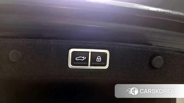 Hyundai Grandeur (GN7) id 3625065 из Кореи 11