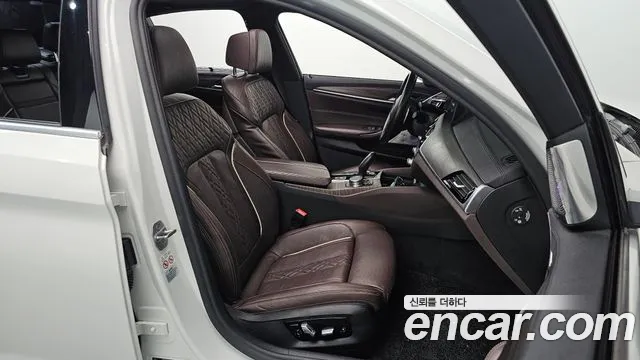 BMW 5 Series (G30) id 2613170 из Кореи 11