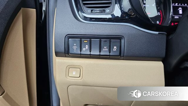 Kia All New Carnival id 4417375 из Кореи 11