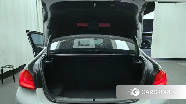 BMW 5 Series (G30) id 3336752 из Кореи 11