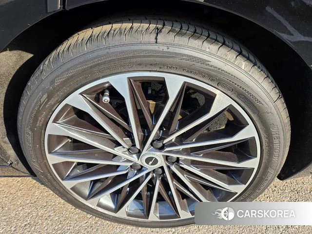 Hyundai Grandeur Hybrid (GN7) id 3992872 из Кореи 11