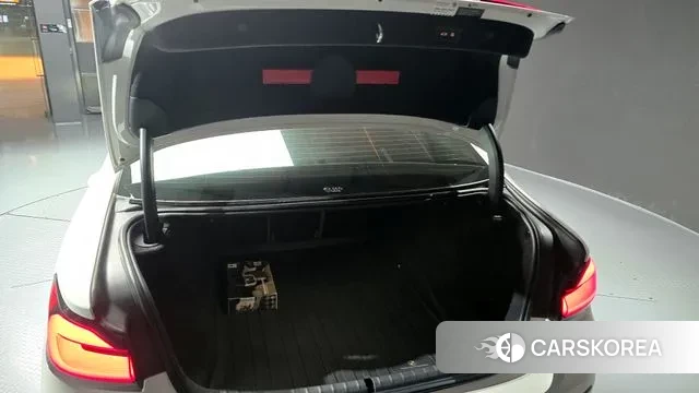 BMW 5 Series (G30) id 3003695 из Кореи 11