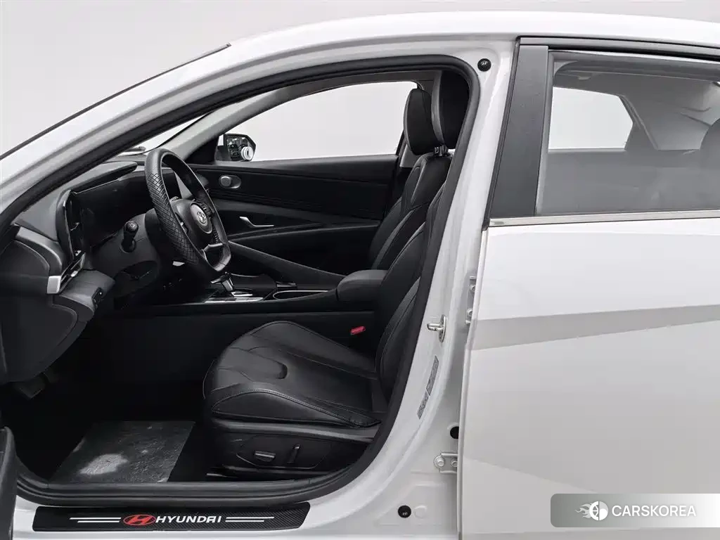 Hyundai Elantra id 4547343 из Китая 11