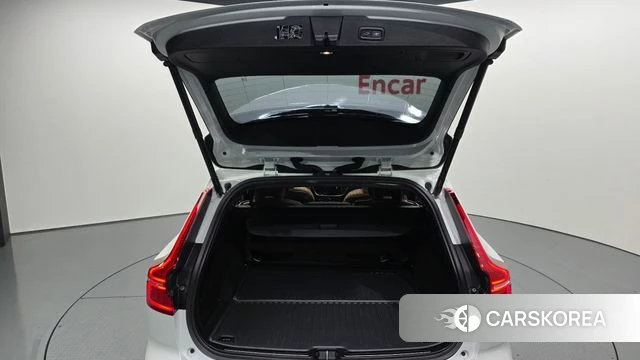 Volvo V60 Cross-Country 2nd Generation id 3953342 из Кореи 11