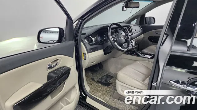 Kia The New Carnival id 2763797 из Кореи 11