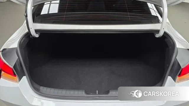 Hyundai Avante (CN7) id 3291320 из Кореи 11