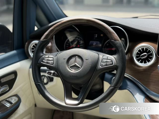 Mercedes-Benz V-class id 4256893 из Китая 11
