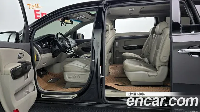 Kia All New Carnival id 2526413 из Кореи 11