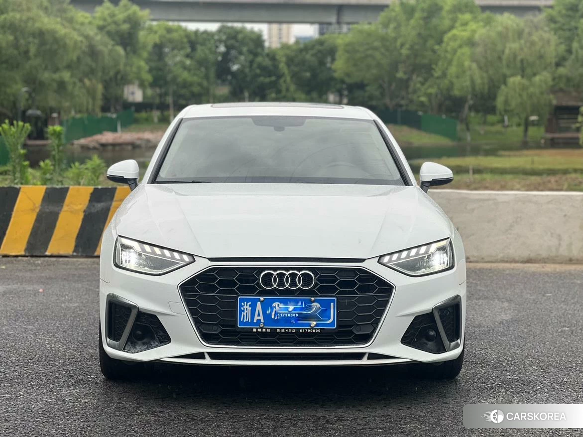 Audi A4L id 4479361 из Китая 11