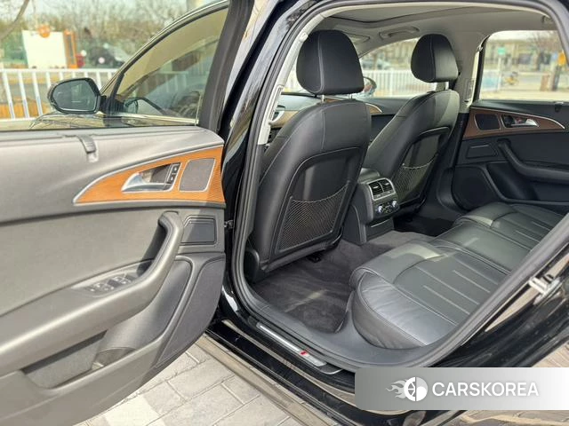 Audi A6L id 4253459 из Китая 11