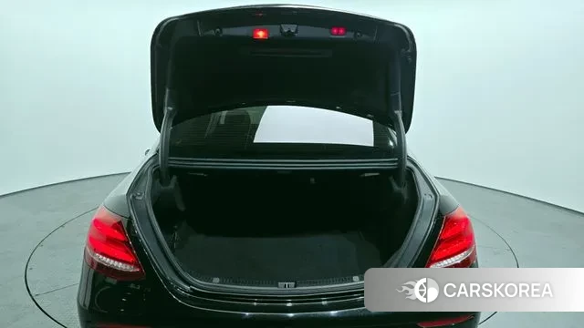 Mercedes-Benz E-Class W213 id 3772980 из Кореи 11