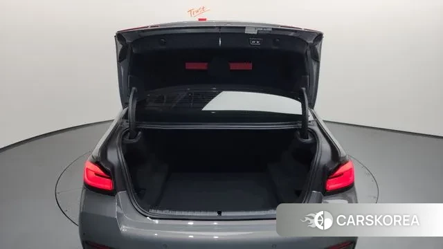 BMW 5 Series (G30) id 3557038 из Кореи 11