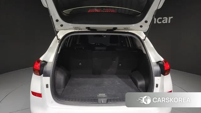 Hyundai All New Tucson id 3239114 из Кореи 11