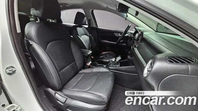 Kia Come New K3 id 2686522 из Кореи 11