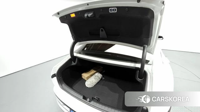 Hyundai Grandeur Hybrid (GN7) id 4527840 из Кореи 11