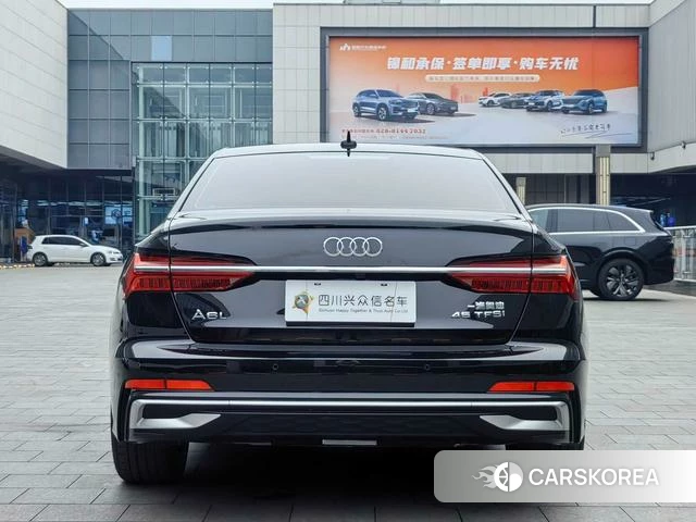 Audi A6L id 4300782 из Китая 11