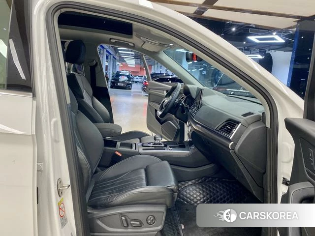 Audi Q5L id 4258967 из Китая 11