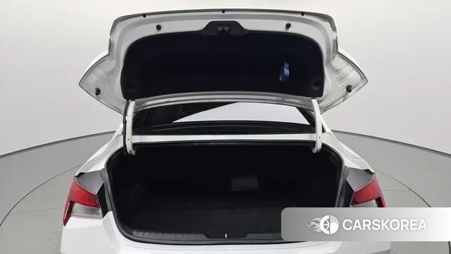 Hyundai Avante Hybrid (CN7) id 3053560 из Кореи 11