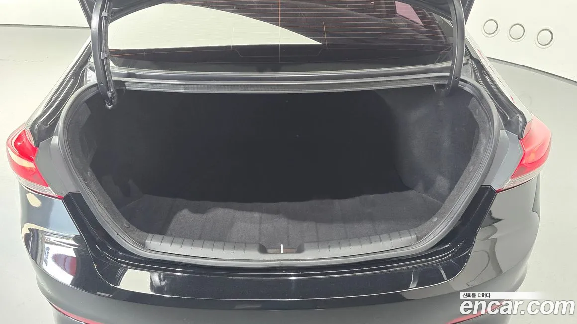 Hyundai Avante AD id 2116953 из Кореи 11