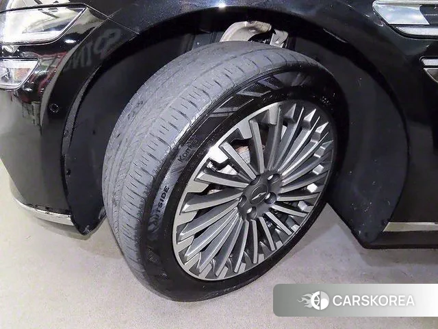 Genesis Electrified G80 (RG3) id 3165140 из Кореи 11