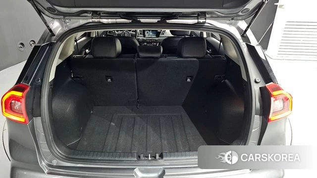 Kia Niro id 3845942 из Кореи 11