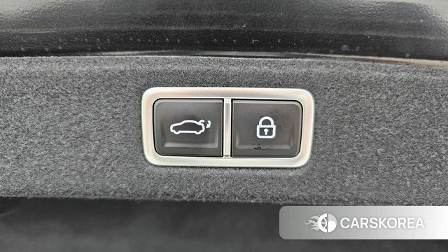 Hyundai Grandeur (GN7) id 4500147 из Кореи 11