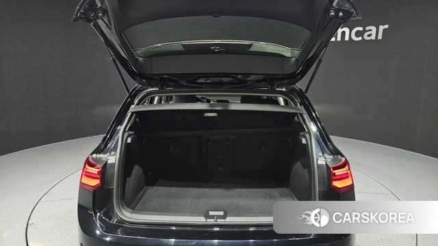 Volkswagen Golf 8th Generation id 3799197 из Кореи 11