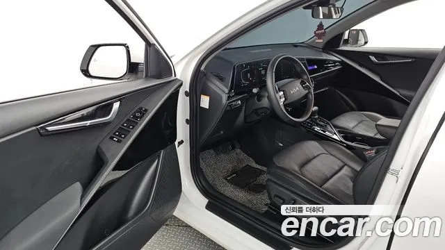 Kia Di Ol Nu Niro id 2654396 из Кореи 11