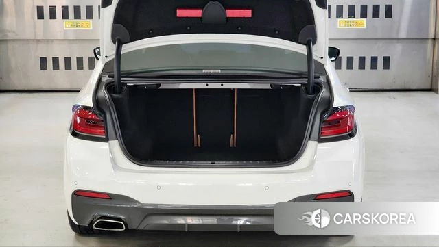 BMW 5 Series (G30) id 3859385 из Кореи 11