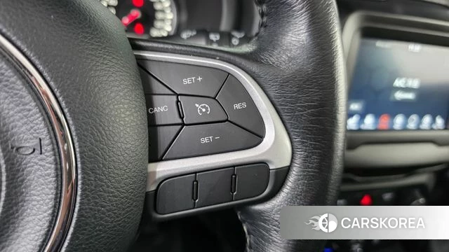 Jeep Renegade id 4495731 из Кореи 11