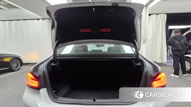 BMW 5 Series (G30) id 3709541 из Кореи 11