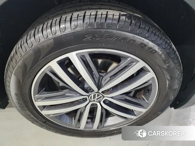 Volkswagen Tiguan Allspace id 2857588 из Кореи 11