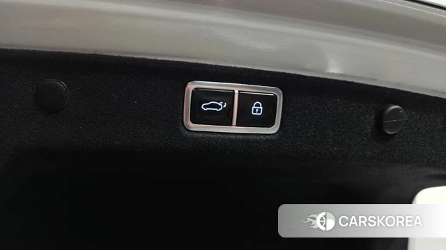 Hyundai Grandeur Hybrid (GN7) id 4635831 из Кореи 11