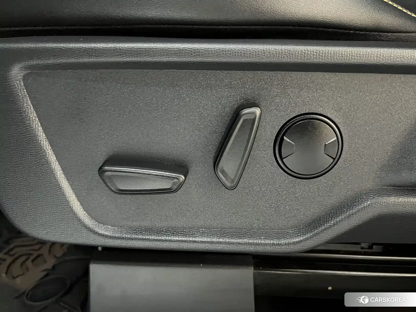 Ford Mustang id 4680637 из Китая 12