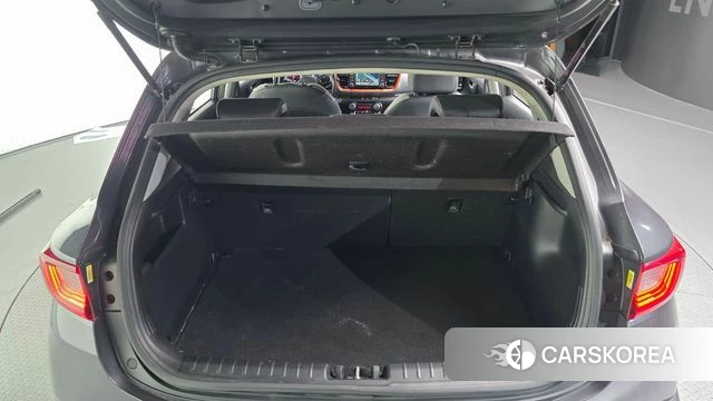 Kia Stonic id 4596329 из Кореи 11