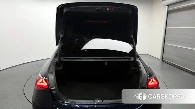 Mercedes-Benz E-Class W214 id 3689843 из Кореи 11