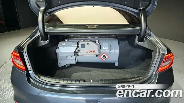 Hyundai Grandeur IG id 2298266 из Кореи 11