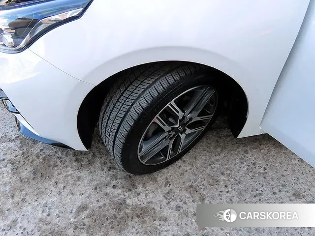 Kia Come New K3 id 3742914 из Кореи 11