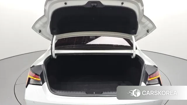 Hyundai Avante (CN7) id 3384821 из Кореи 11