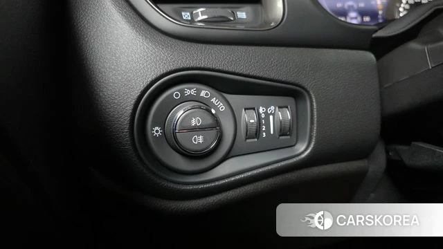 Jeep Renegade id 4501472 из Кореи 11