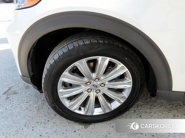 Ford Explorer 6th Generation id 3834145 из Кореи 11