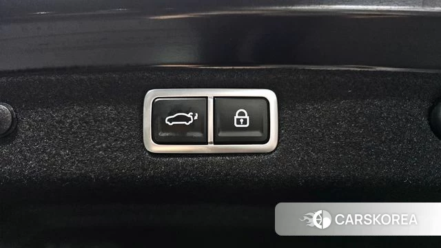 Hyundai Grandeur (GN7) id 3903213 из Кореи 11