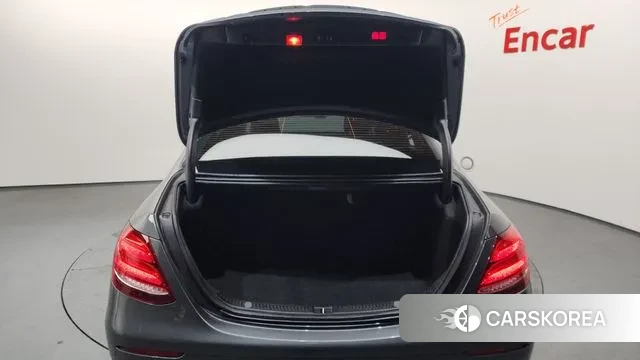 Mercedes-Benz E-Class W213 id 3656950 из Кореи 11