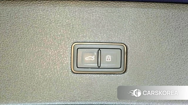 Audi Q8 (4M) id 3851378 из Кореи 11