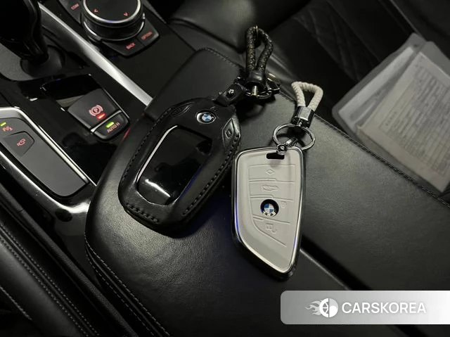 BMW 5 Series (G30) id 3861141 из Кореи 11