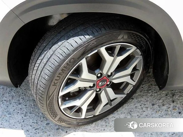 Kia Seltos id 4513216 из Кореи 11